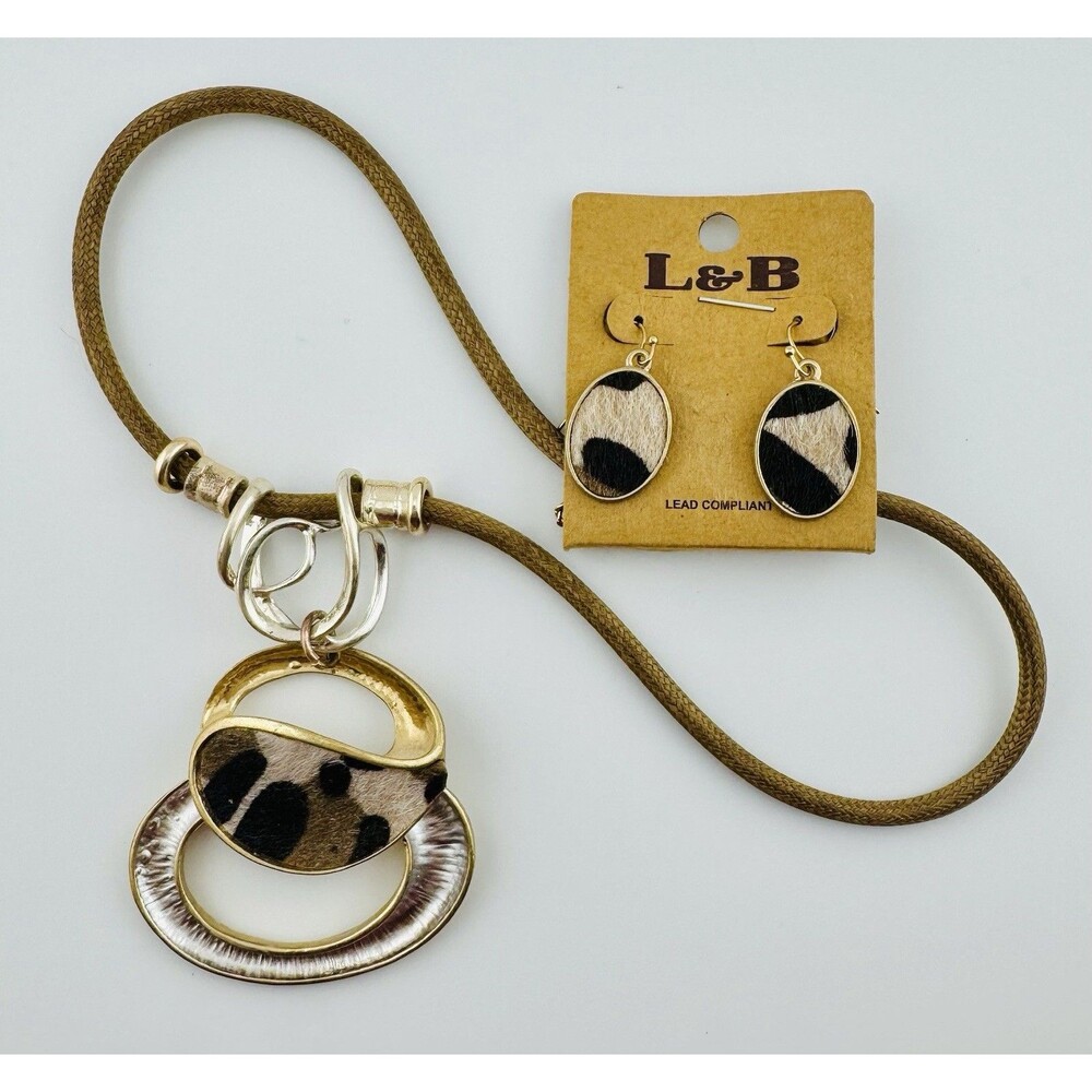 Western Jewelry Set Cowgirl Rodeo Statement Necklace & Earrings Cow Mixed Media